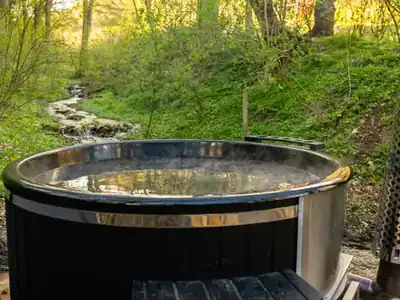 Outdoor hot tub